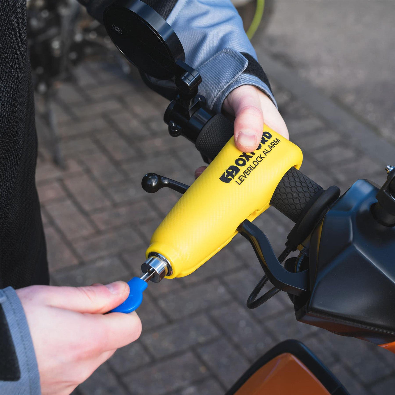 Oxford Motorcycle Motorbike Lever Lock Alarm - Yellow-Win Impex Moto